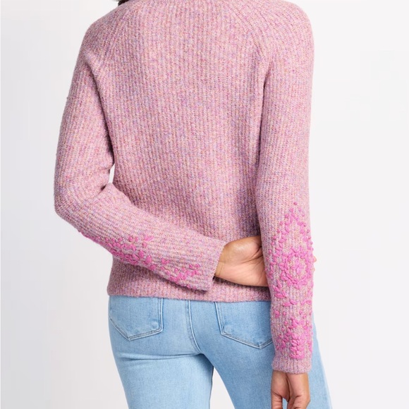 Pink Turtleneck Sweater With Sleeve Embroidery - Picture 5 of 7